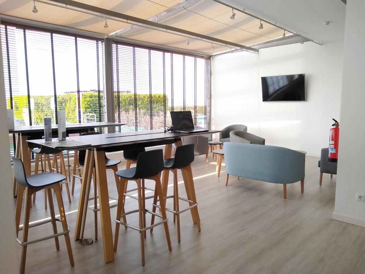 Hotel Augusta Barcelona Vallès 4*