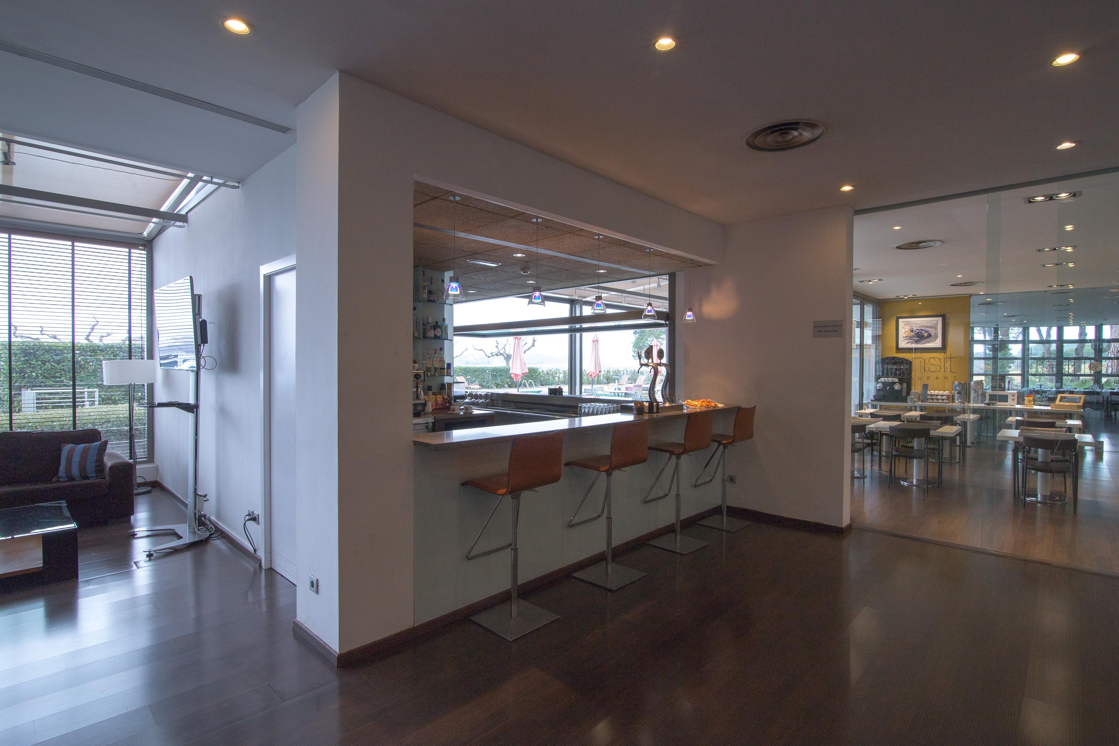 Hotel Augusta Barcelona Vallès 4*